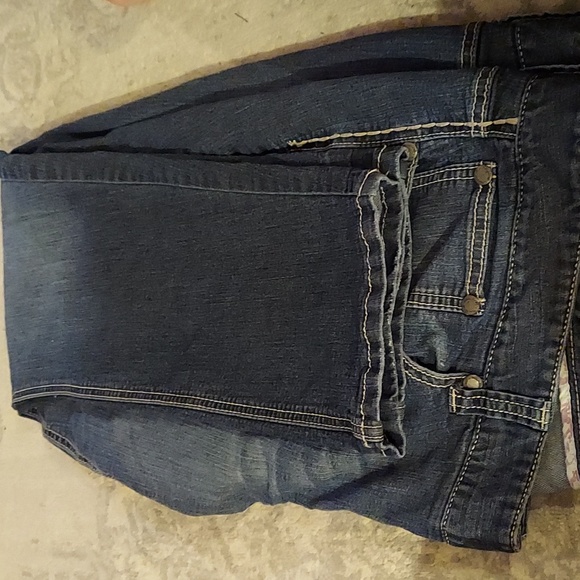 Jeans - Picture 2 of 4